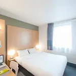 B&B Hotel Evreux ホテル