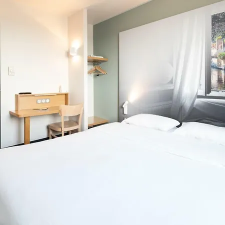 B&B Hotel Evreux Hotel