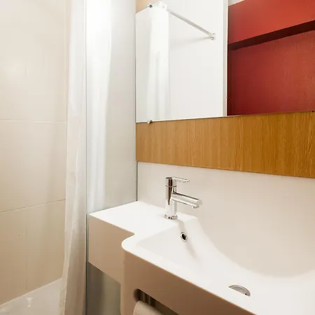 Ξενοδοχείο B&B Hotel Evreux 2*