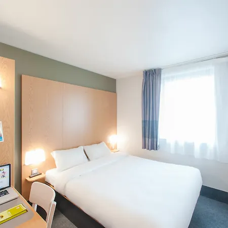B&B Hotel Evreux Hotel