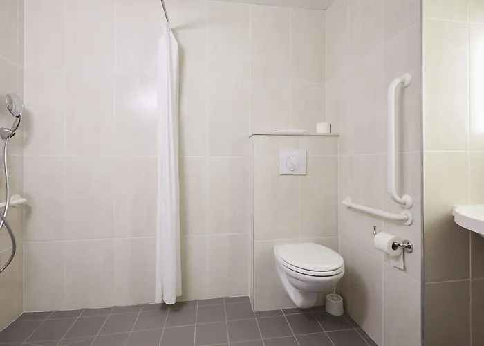 B&B Hotel Evreux Hotel 2*