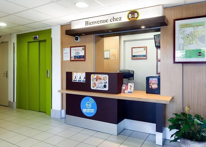 B&B Hotel Evreux 2*